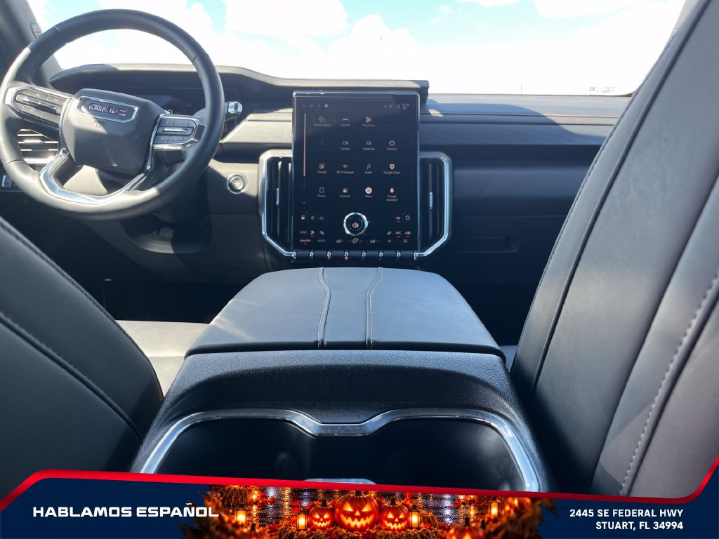 Used 2026 GMC Acadia Elevation w/ Elevation Premium Package FWD image 16