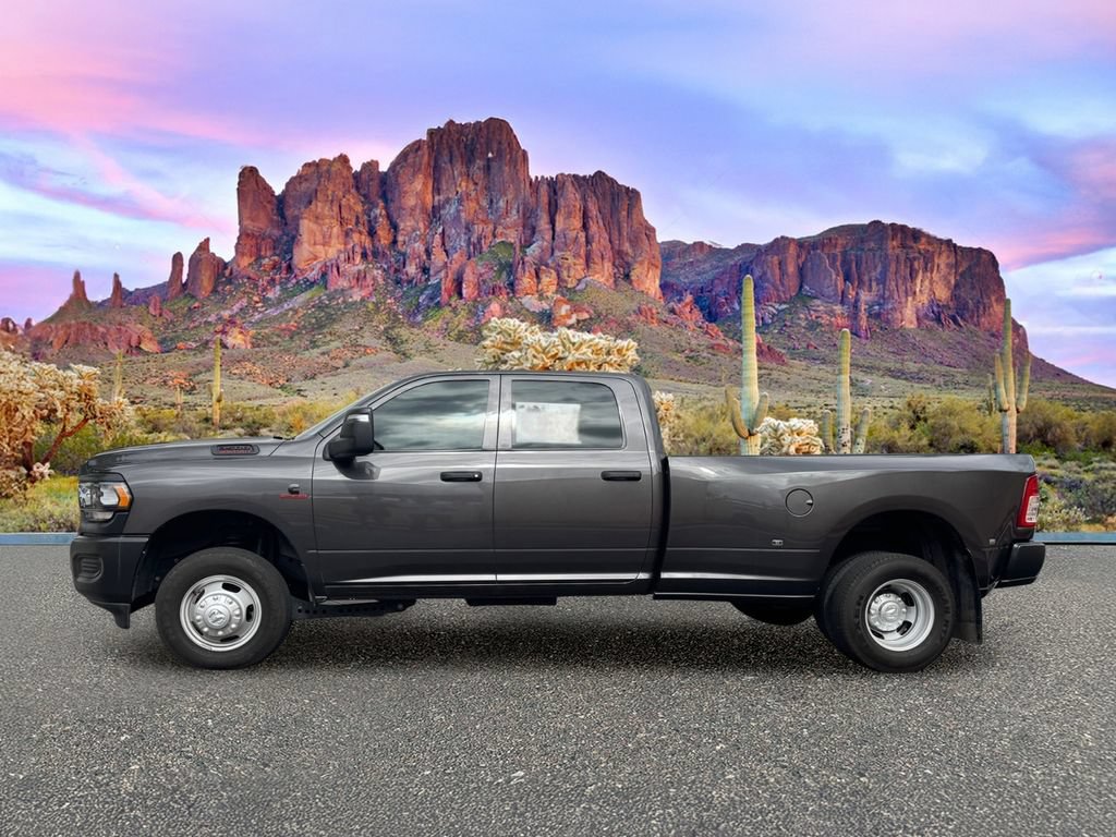 Used 2024 RAM 3500 Tradesman AWD/4WD image 3