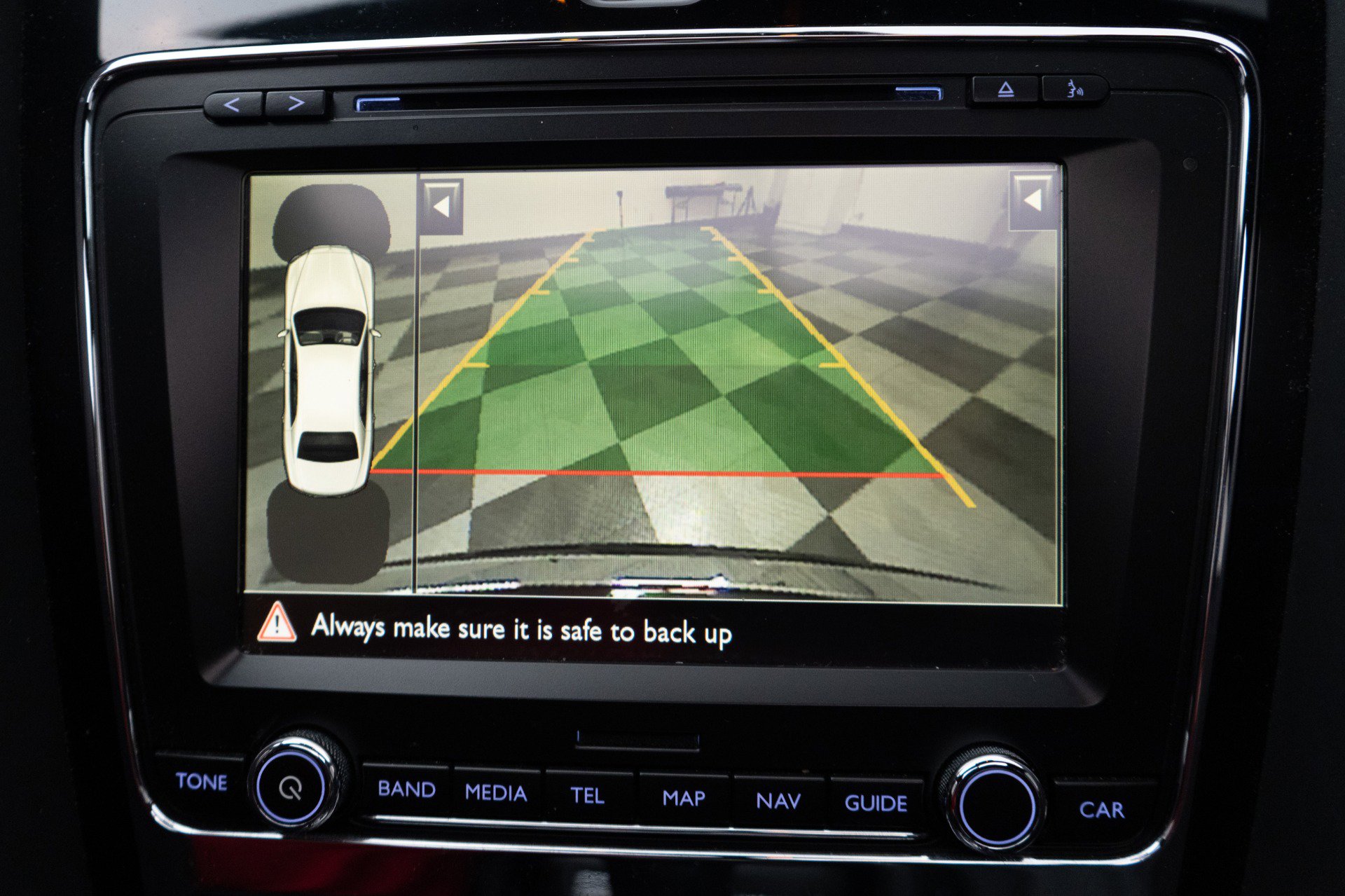 Used 2015 Bentley Flying Spur W12 image 35