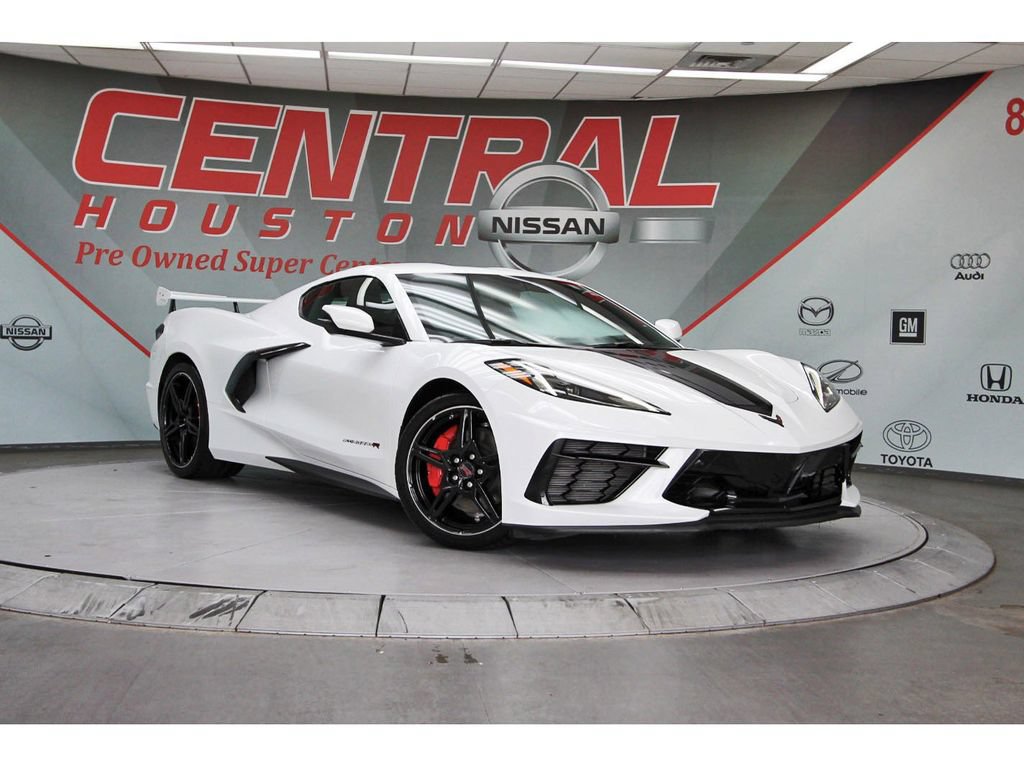 Used 2023 Chevrolet Corvette Stingray Preferred Cpe w/ Z51 Performance Package RWD image 1