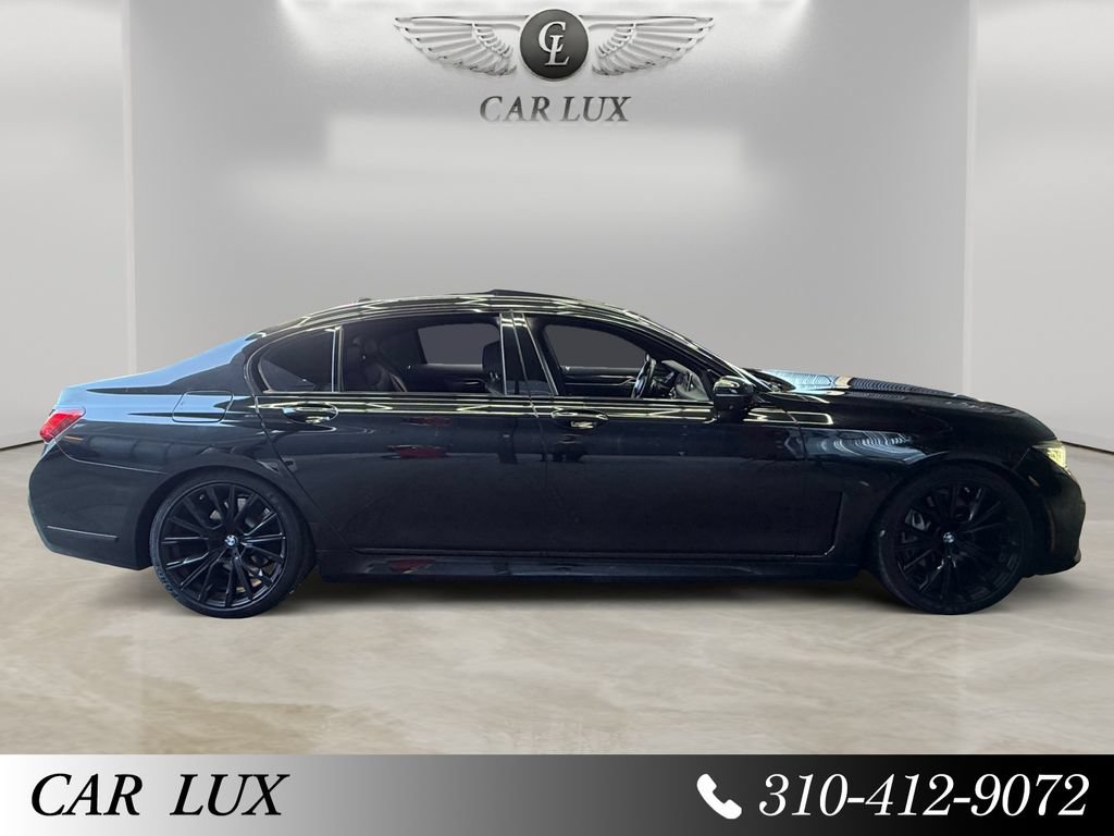 Used 2021 BMW 740i w/ M Sport Package RWD image 6