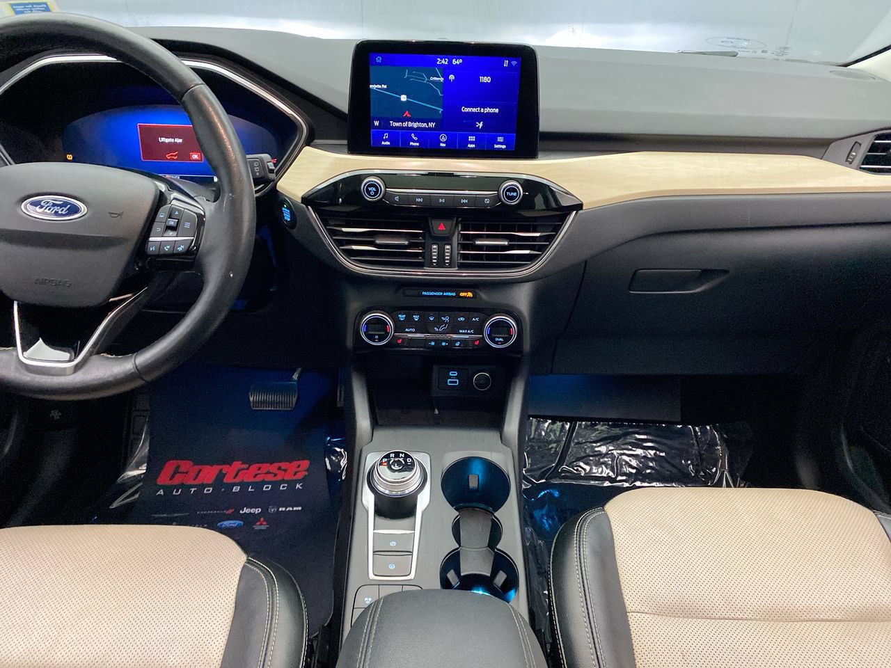 Used 2021 Ford Escape Titanium w/ Titanium Elite Package AWD/4WD image 20