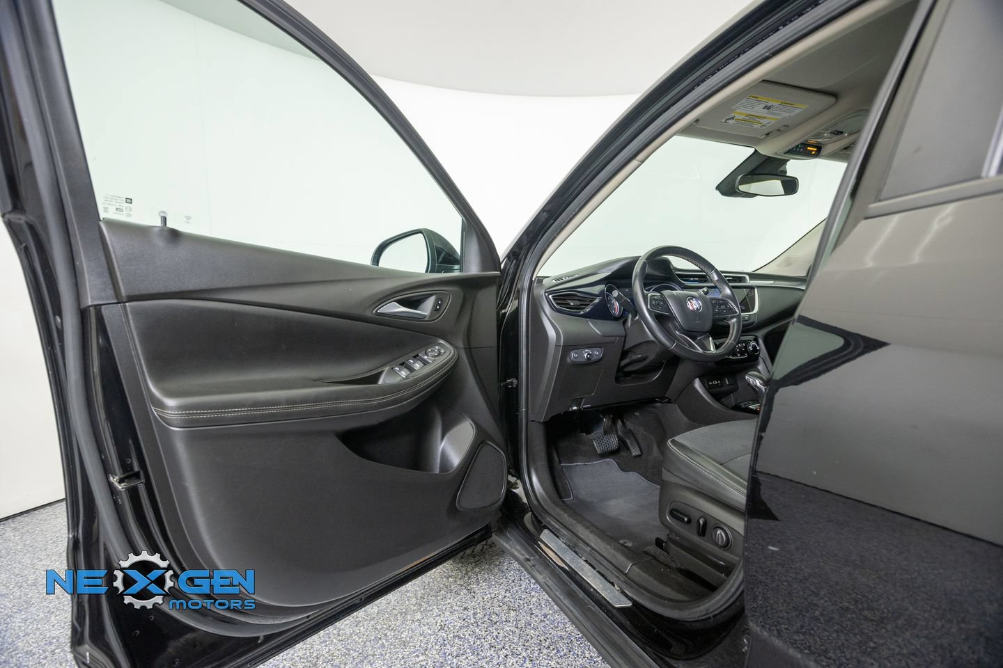 Used 2022 Buick Encore GX Preferred w/ Cold Weather Comfort Package AWD/4WD image 9