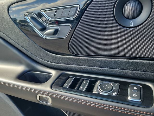 Used 2023 Lincoln Aviator Reserve RWD image 19