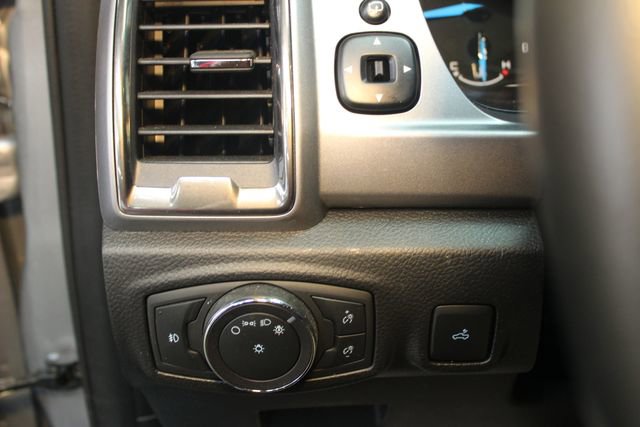 Used 2020 Ford Ranger XLT w/ XLT Sport Appearance Package image 19