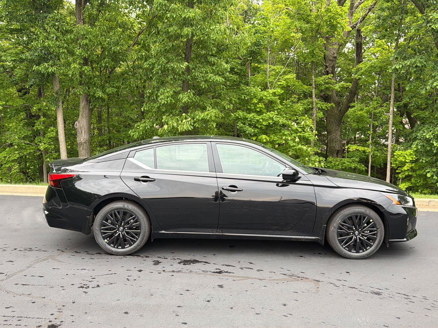 New 2026 Nissan Altima 2.5 SV w/ SV Special Edition Package FWD image 15