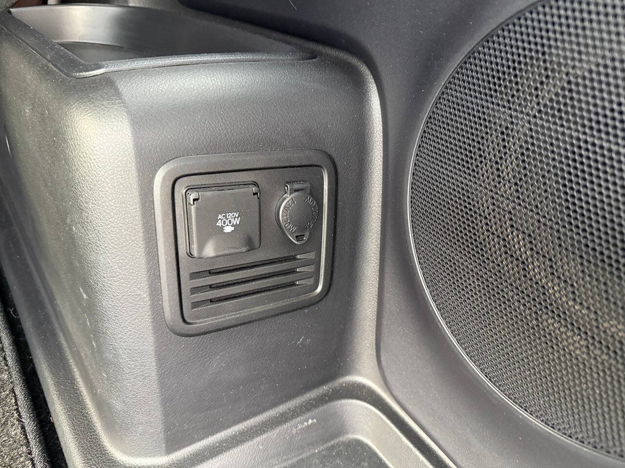 Used 2016 Toyota 4Runner Limited AWD/4WD image 85