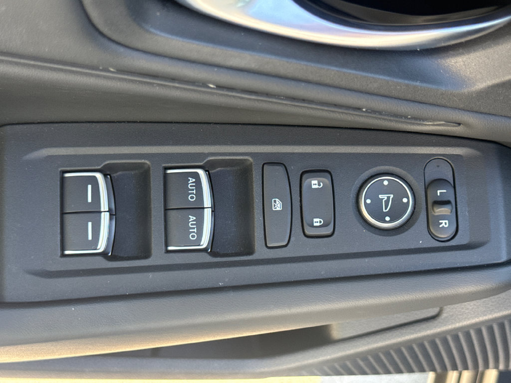 Certified 2024 Honda Accord EX image 15