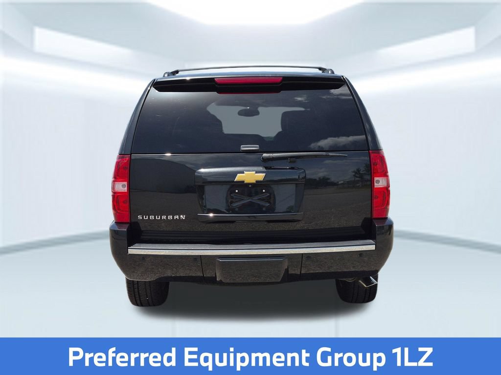 Used 2013 Chevrolet Suburban LTZ AWD/4WD image 5