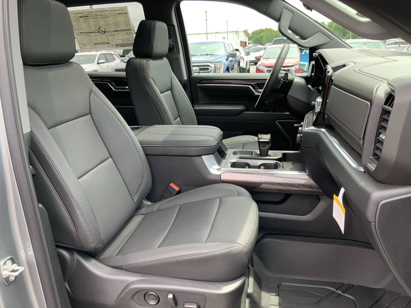 New 2026 Chevrolet Silverado 1500 LTZ w/ LTZ Premium Package AWD/4WD image 65