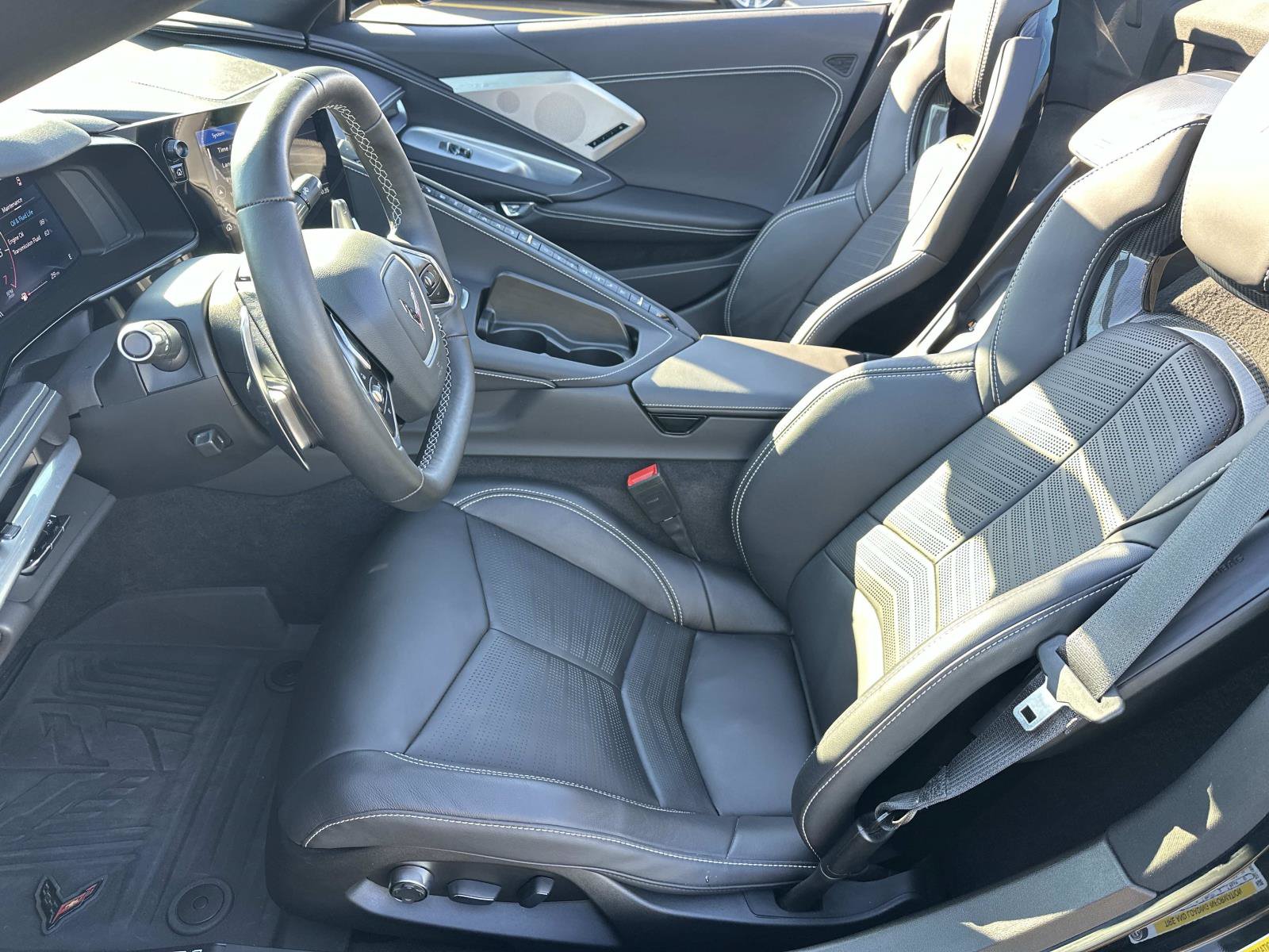 Used 2022 Chevrolet Corvette Stingray Preferred Conv RWD image 15