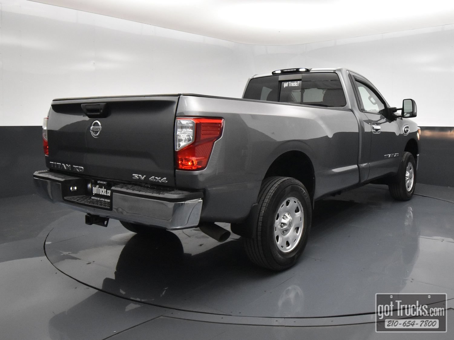Used 2017 Nissan Titan SV AWD/4WD image 41