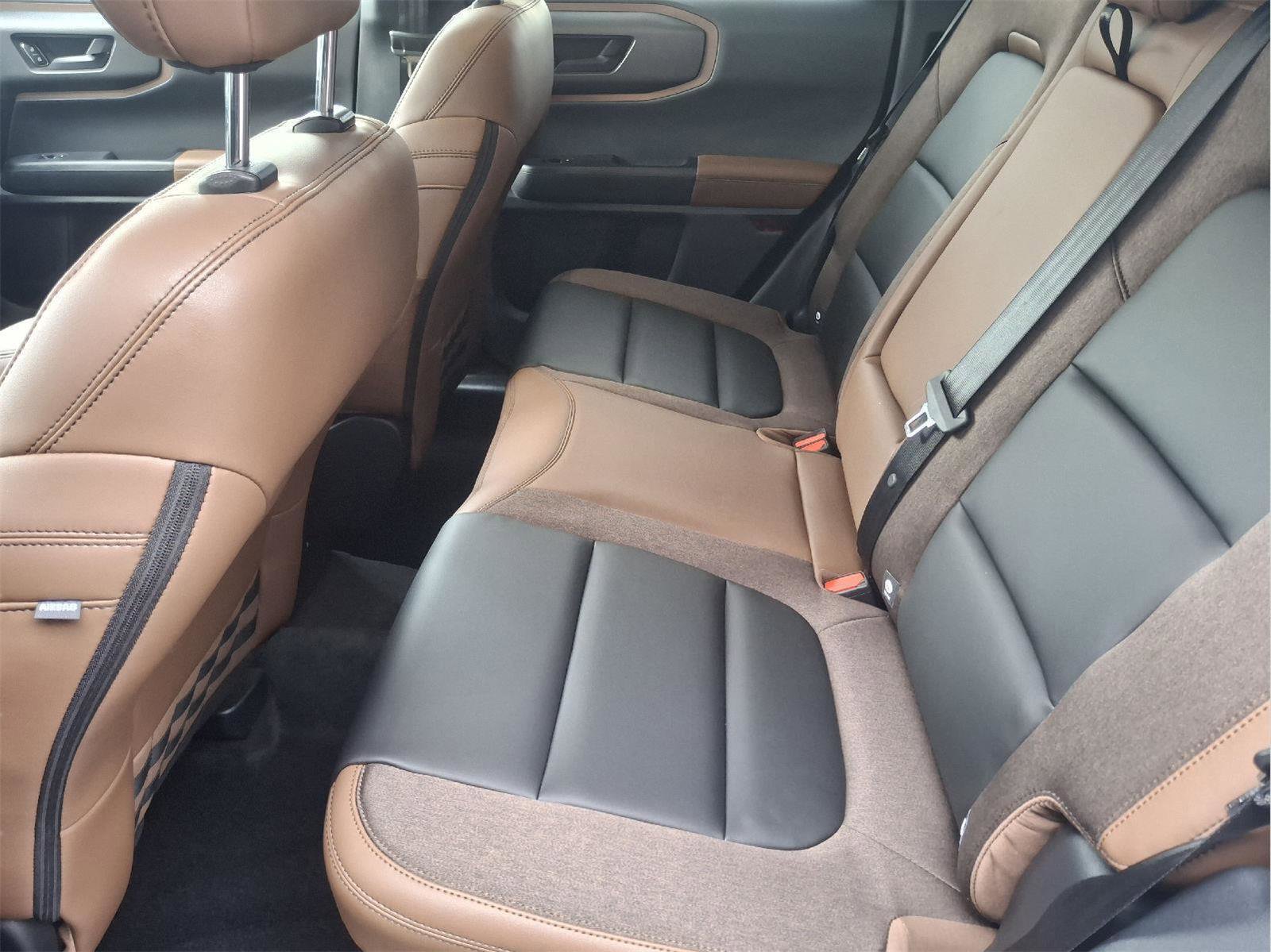 New 2025 Ford Bronco Sport Outer Banks w/ Outer Banks Tech Package+ AWD/4WD image 11