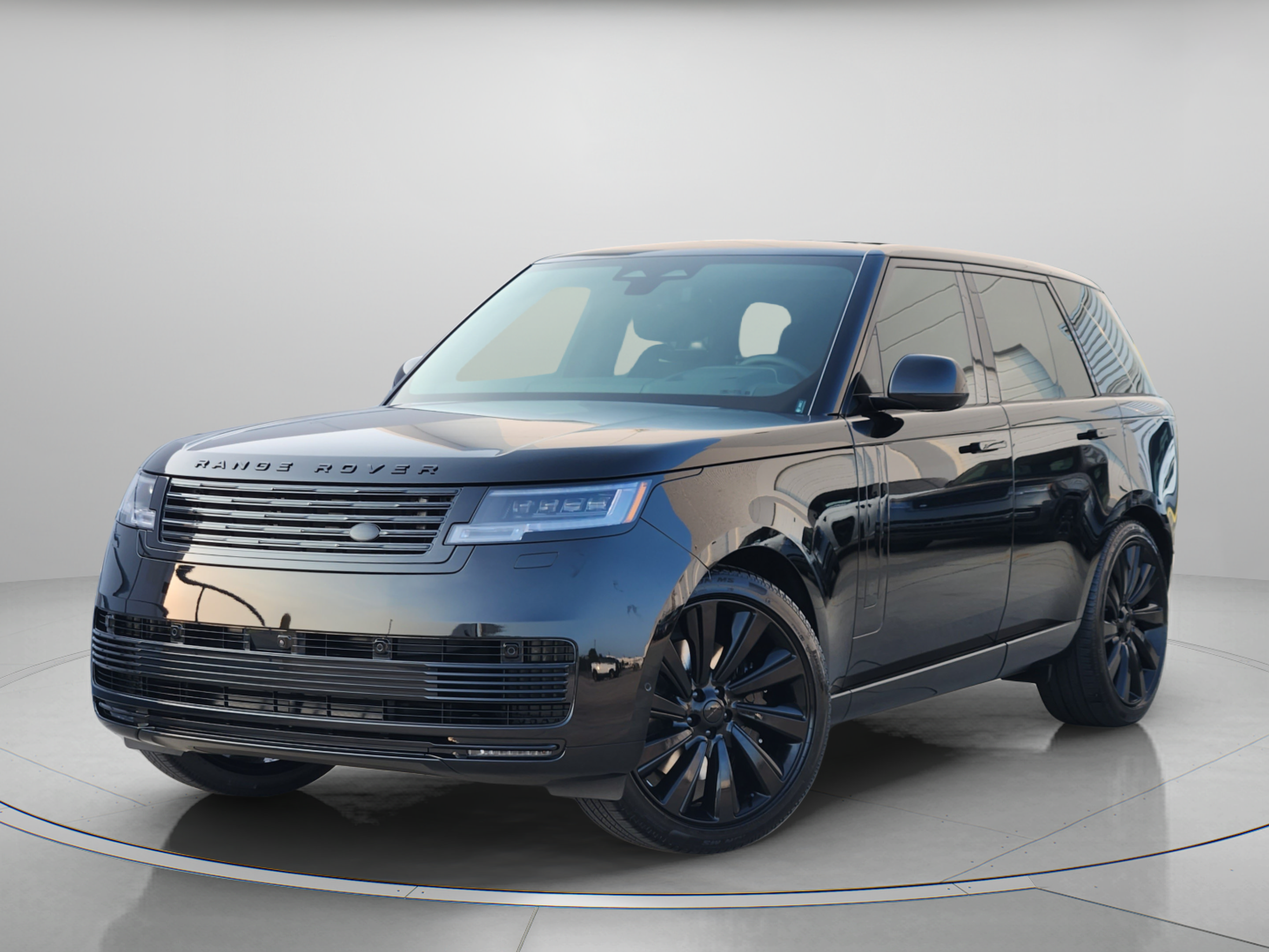 New 2026 Land Rover Range Rover SV AWD/4WD image 1