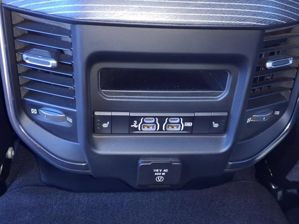 Used 2020 RAM 2500 Limited AWD/4WD image 7