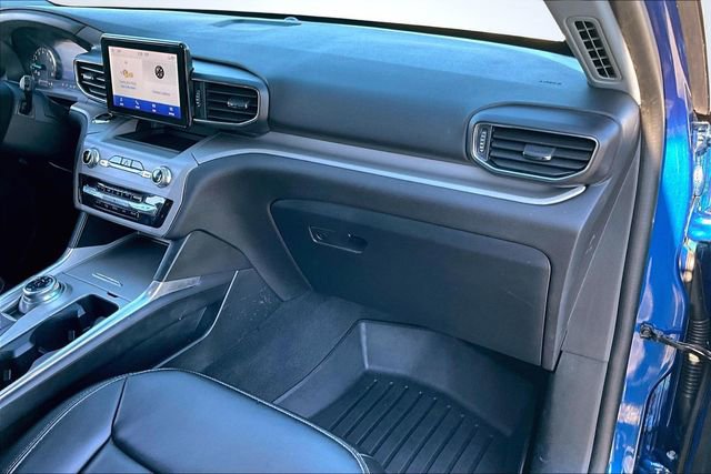 Used 2023 Ford Explorer XLT w/ Equipment Group 202A image 26