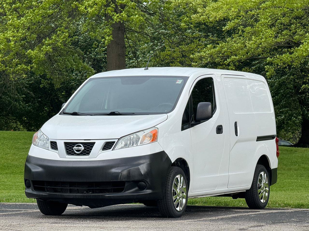 Used 2013 Nissan NV200 S w/ Cruise Control Pkg FWD image 4