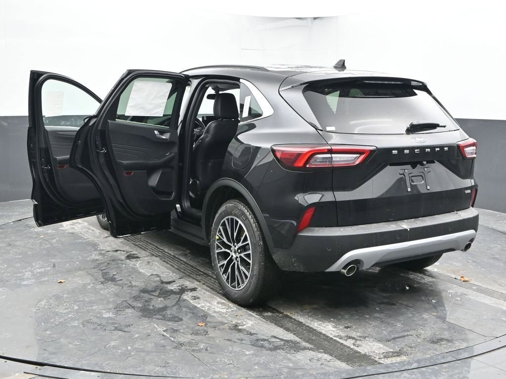 New 2026 Ford Escape SE image 55