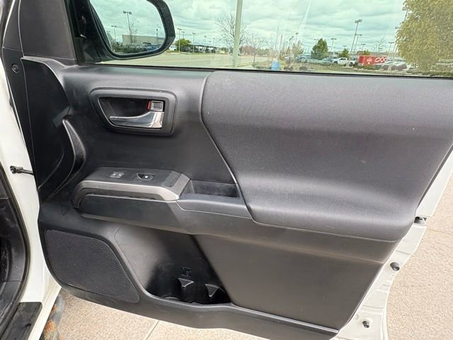 Used 2017 Toyota Tacoma TRD Pro AWD/4WD image 30