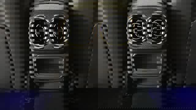 Certified 2026 Mercedes-Benz GLC 300 4MATIC image 29