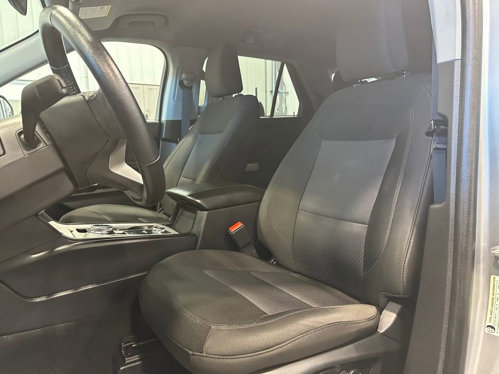 Used 2023 Ford Explorer XLT image 14