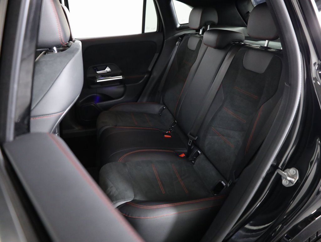 Certified 2022 Mercedes-Benz GLA 250 4MATIC image 38