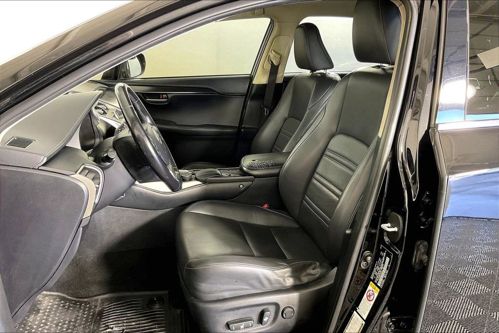 Used 2015 Lexus NX 200t FWD image 34