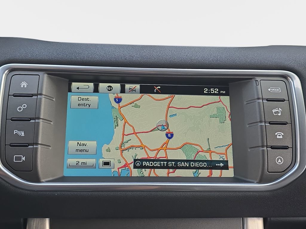 Used 2016 Land Rover Range Rover Evoque SE Premium image 25