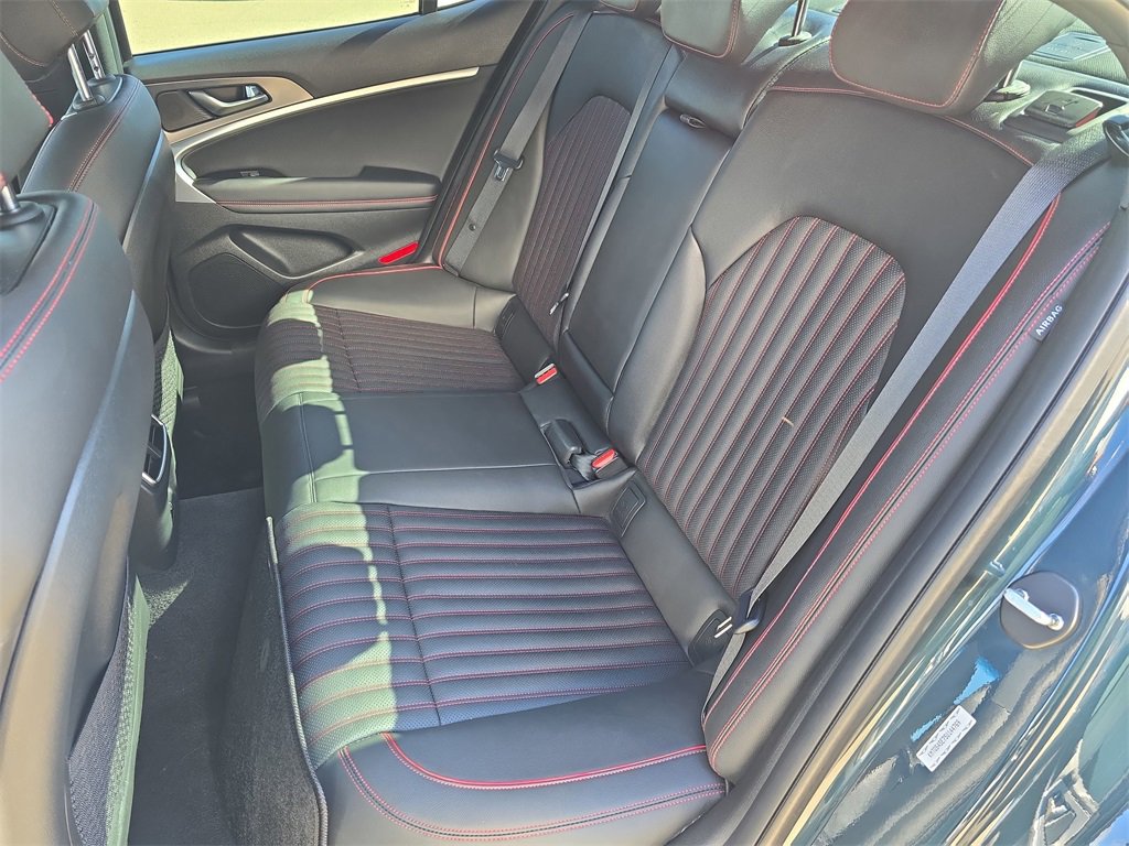 Used 2025 Genesis G70 3.3T Advanced image 13