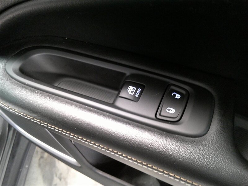 Used 2019 Jeep Compass Latitude image 31