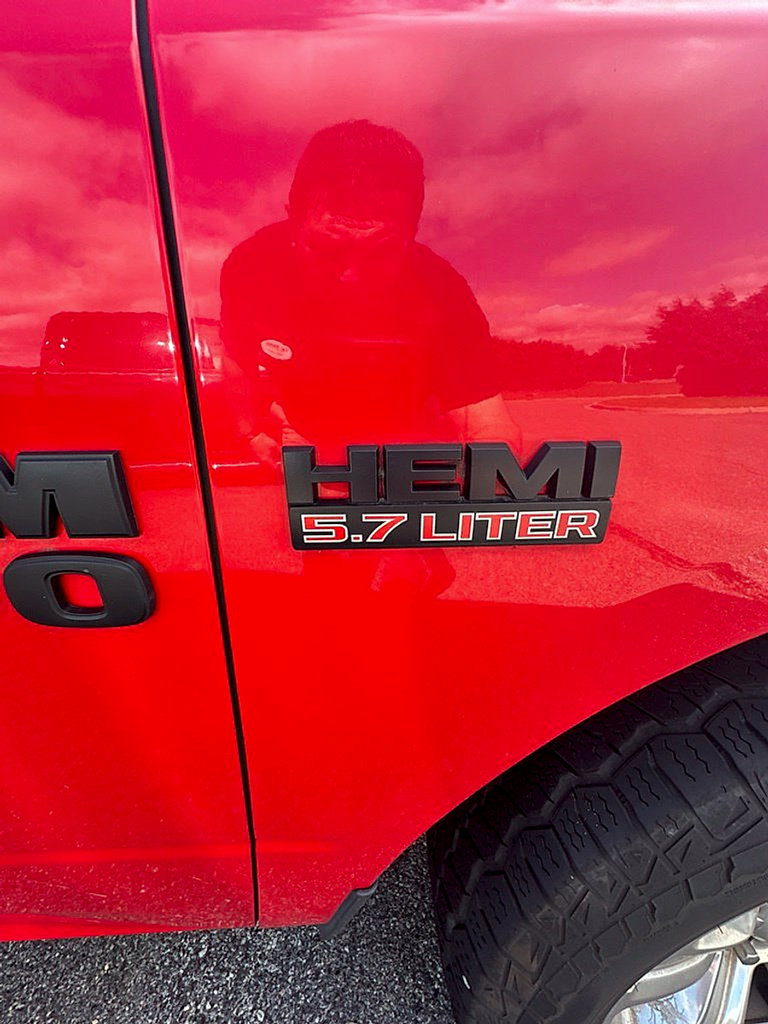 Used 2016 RAM 1500 Sport w/ Torred Sport Package AWD/4WD image 9