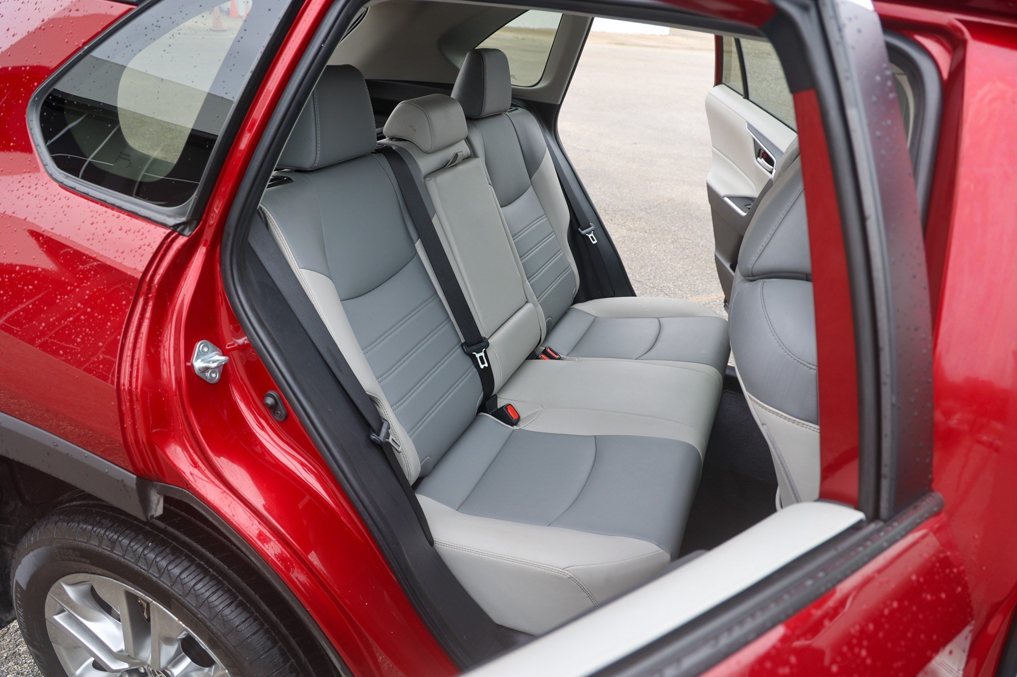 Certified 2023 Toyota RAV4 XLE Premium FWD image 38