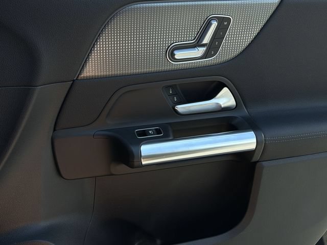 Used 2023 Mercedes-Benz GLA 250 image 36