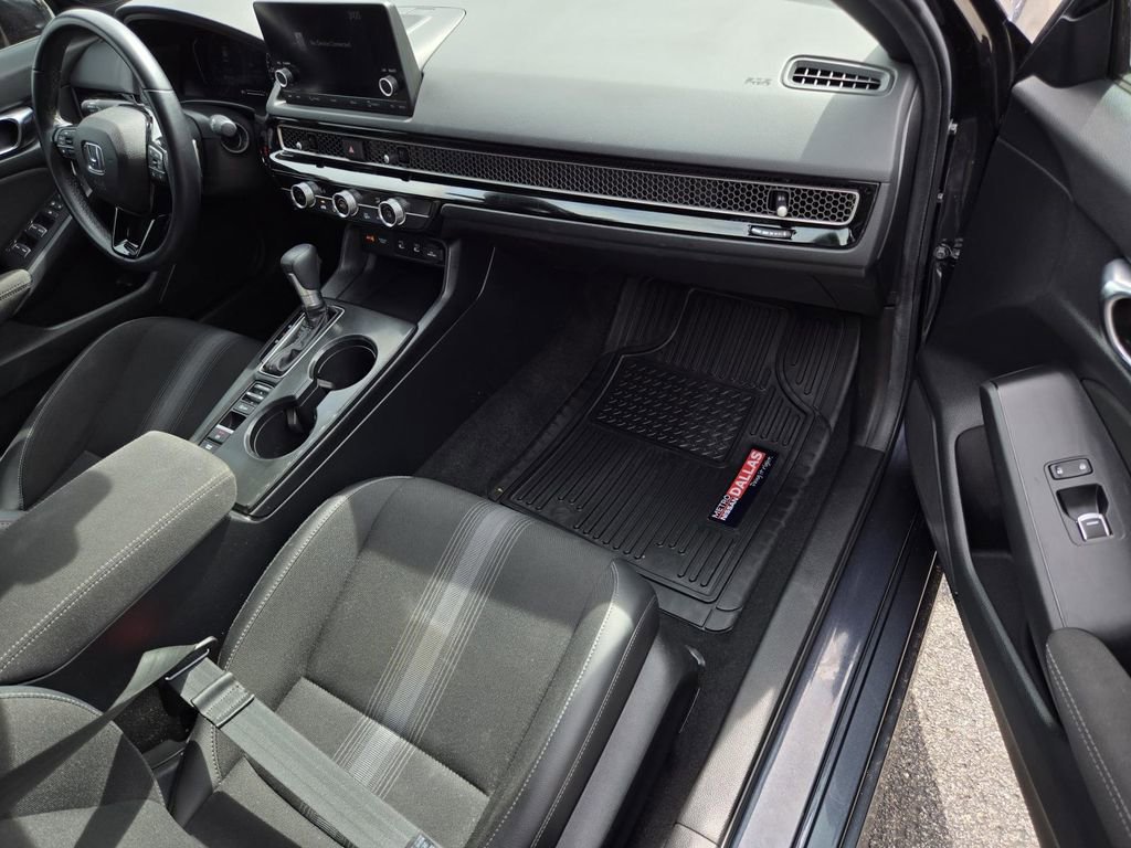 Used 2025 Honda Civic Sport image 7