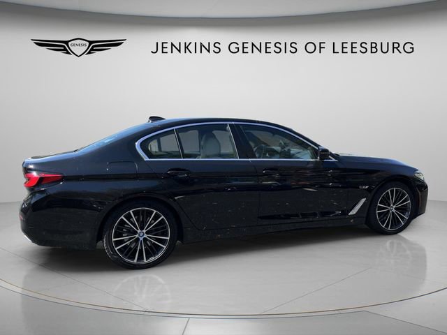 Used 2023 BMW 530e xDrive image 4
