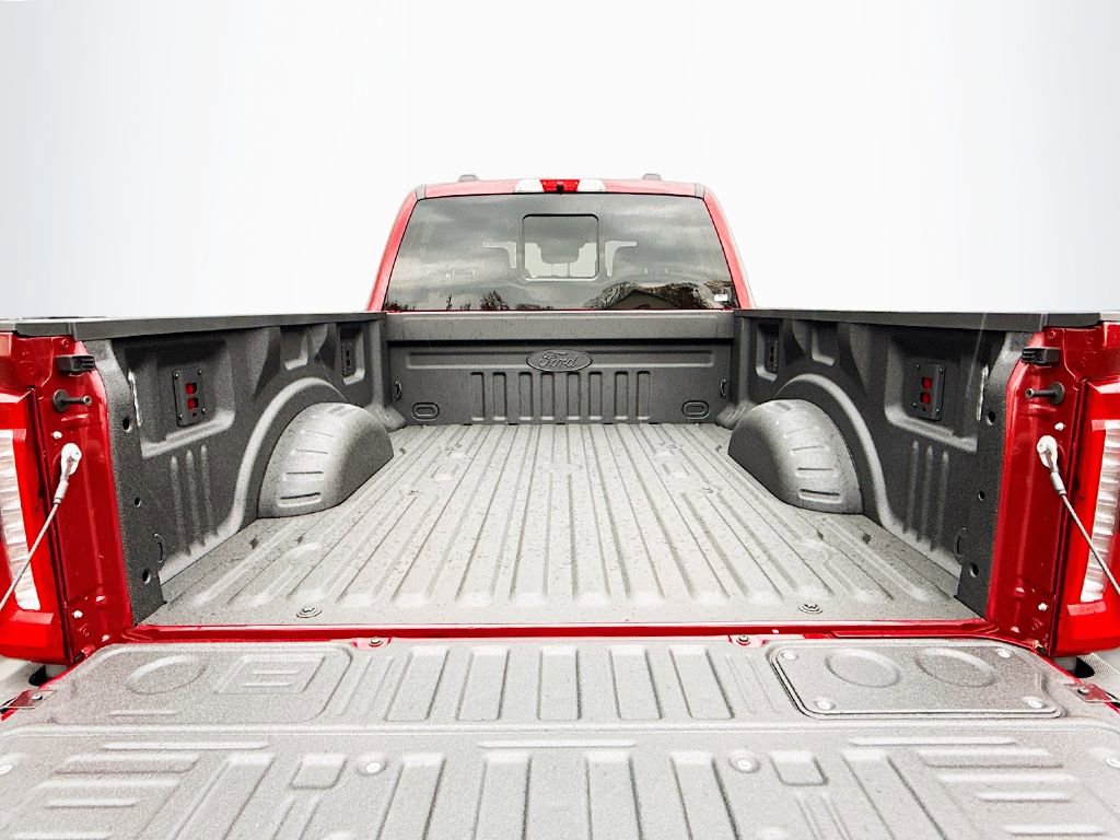 New 2026 Ford F350 XLT w/ XLT Premium Package AWD/4WD image 15