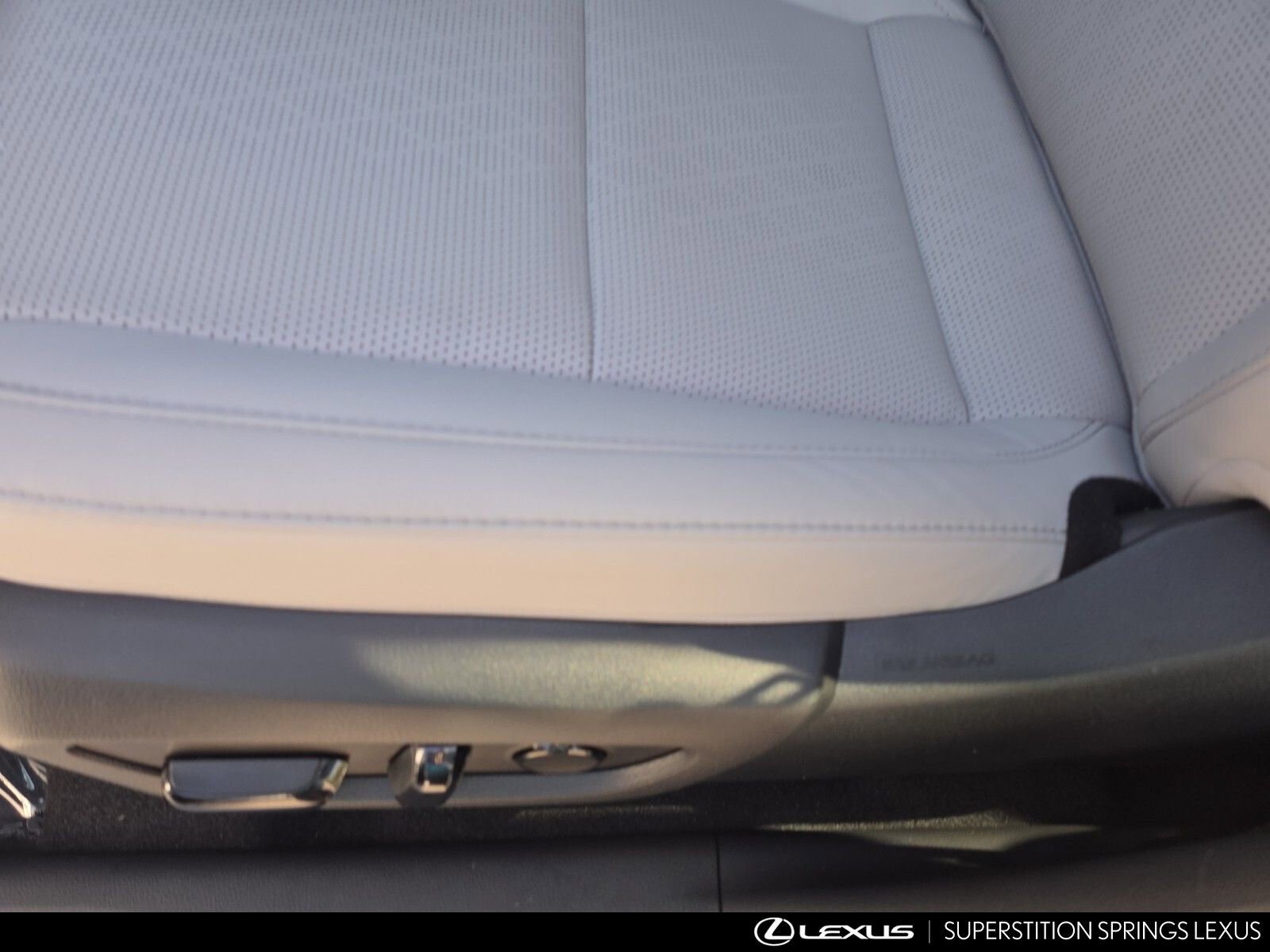 Used 2023 Lexus RX 350 Premium Plus w/ Cold Area Package image 17