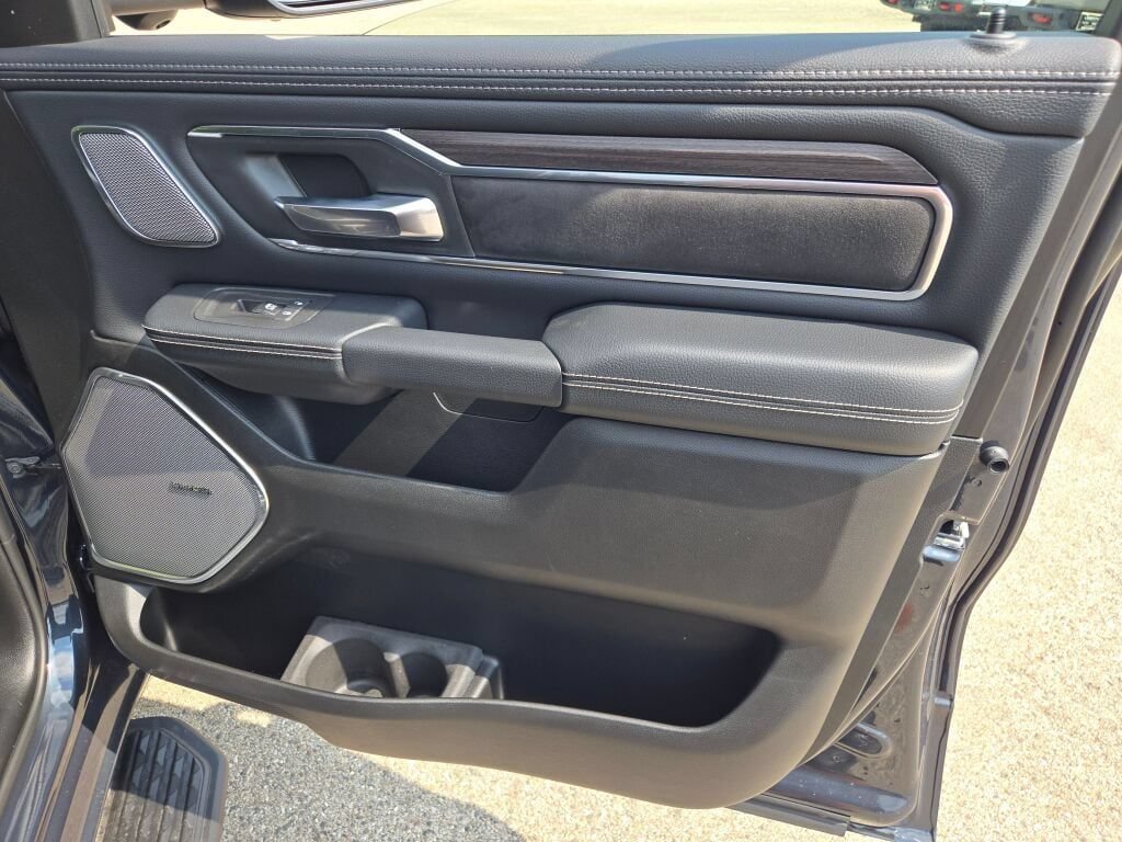 New 2027 RAM 1500 Laramie w/ Night Edition AWD/4WD image 5