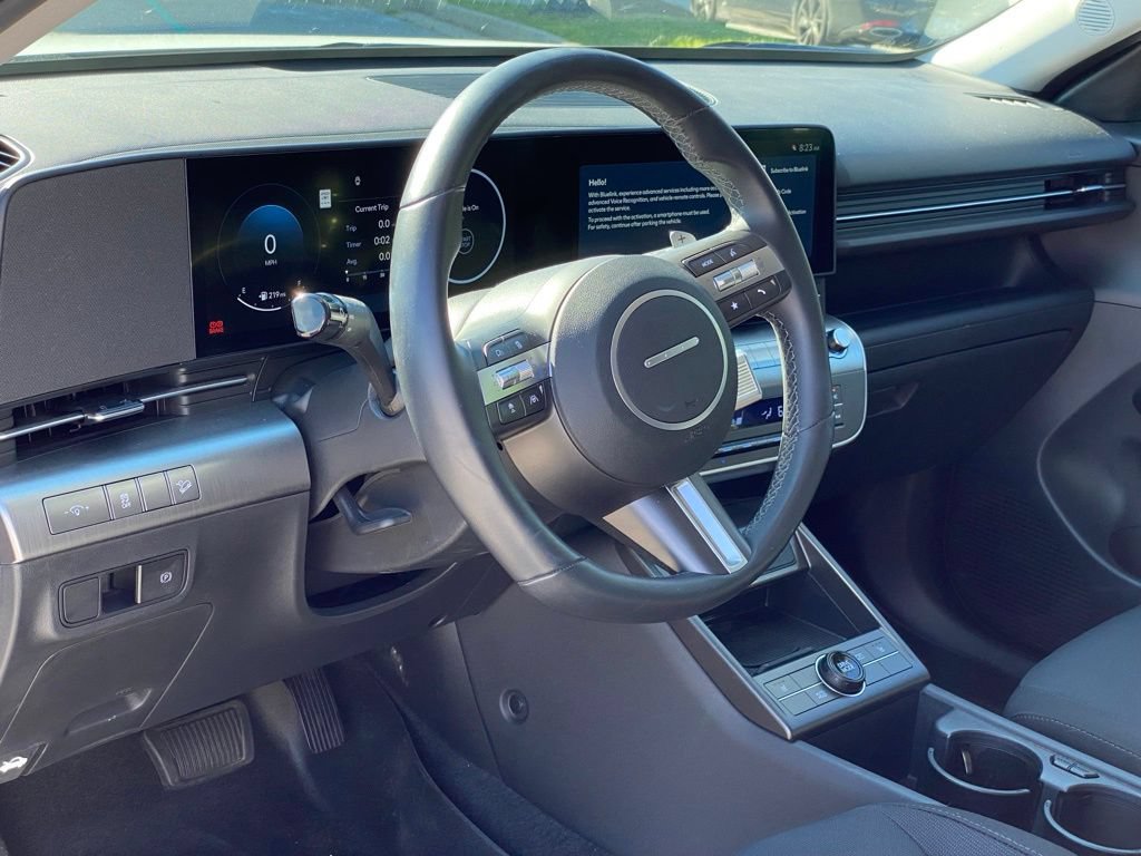 Used 2025 Hyundai Kona SEL FWD image 10