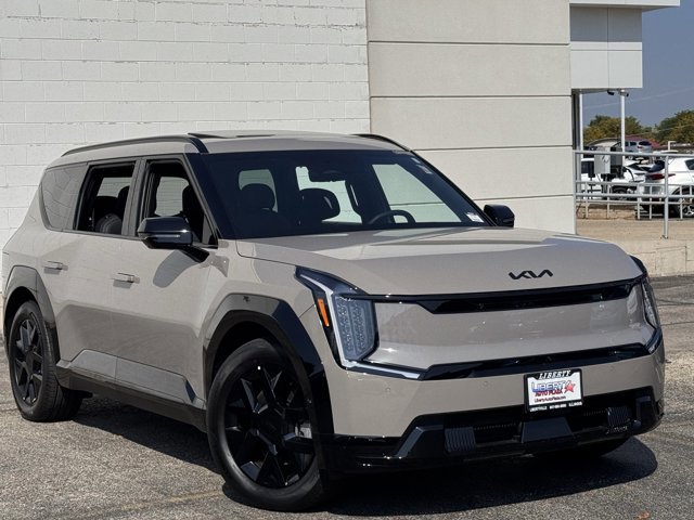 New 2026 Kia EV9 Land image 2