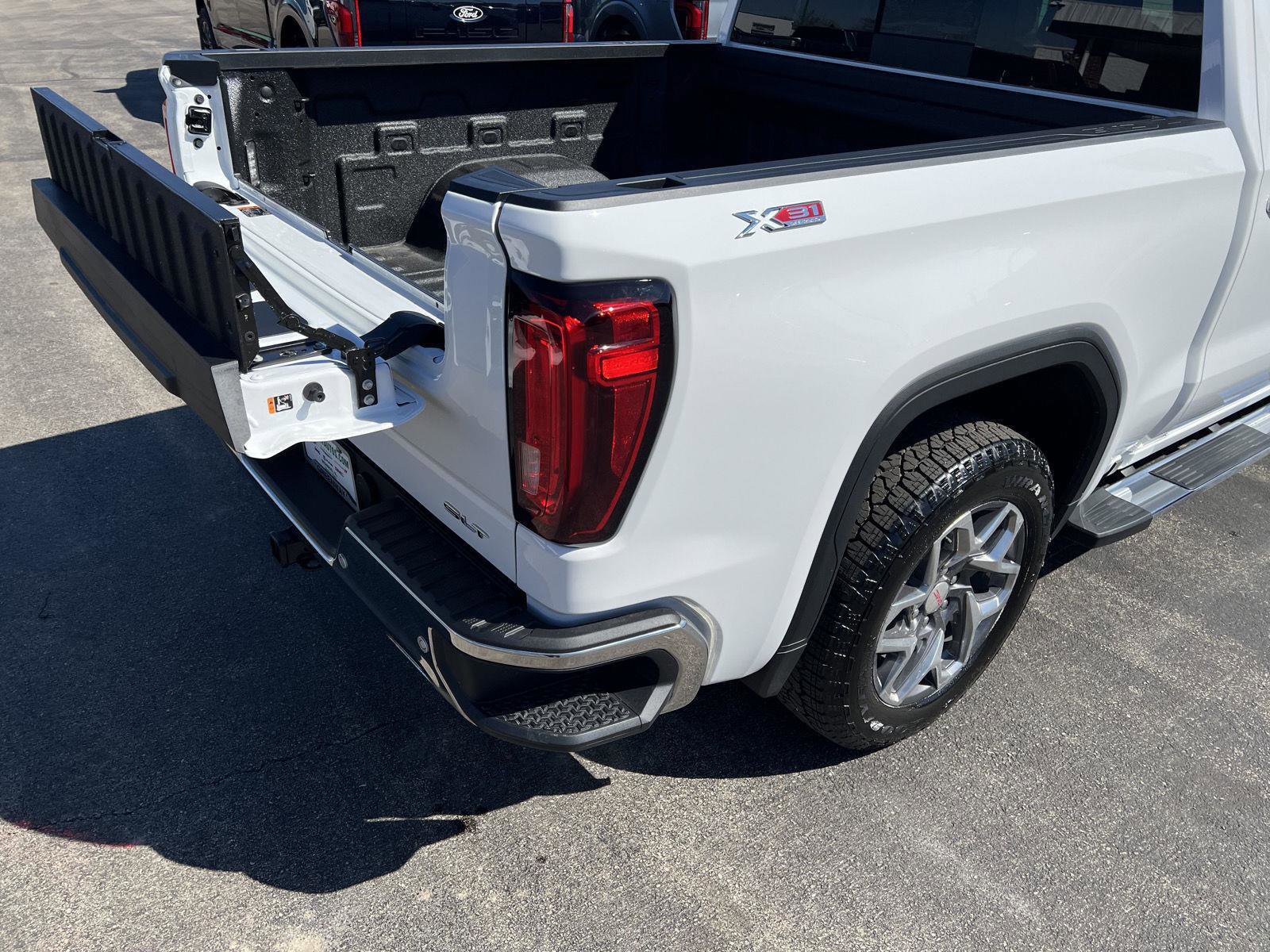 New 2026 GMC Sierra 1500 SLT w/ SLT Premium Plus Package image 49