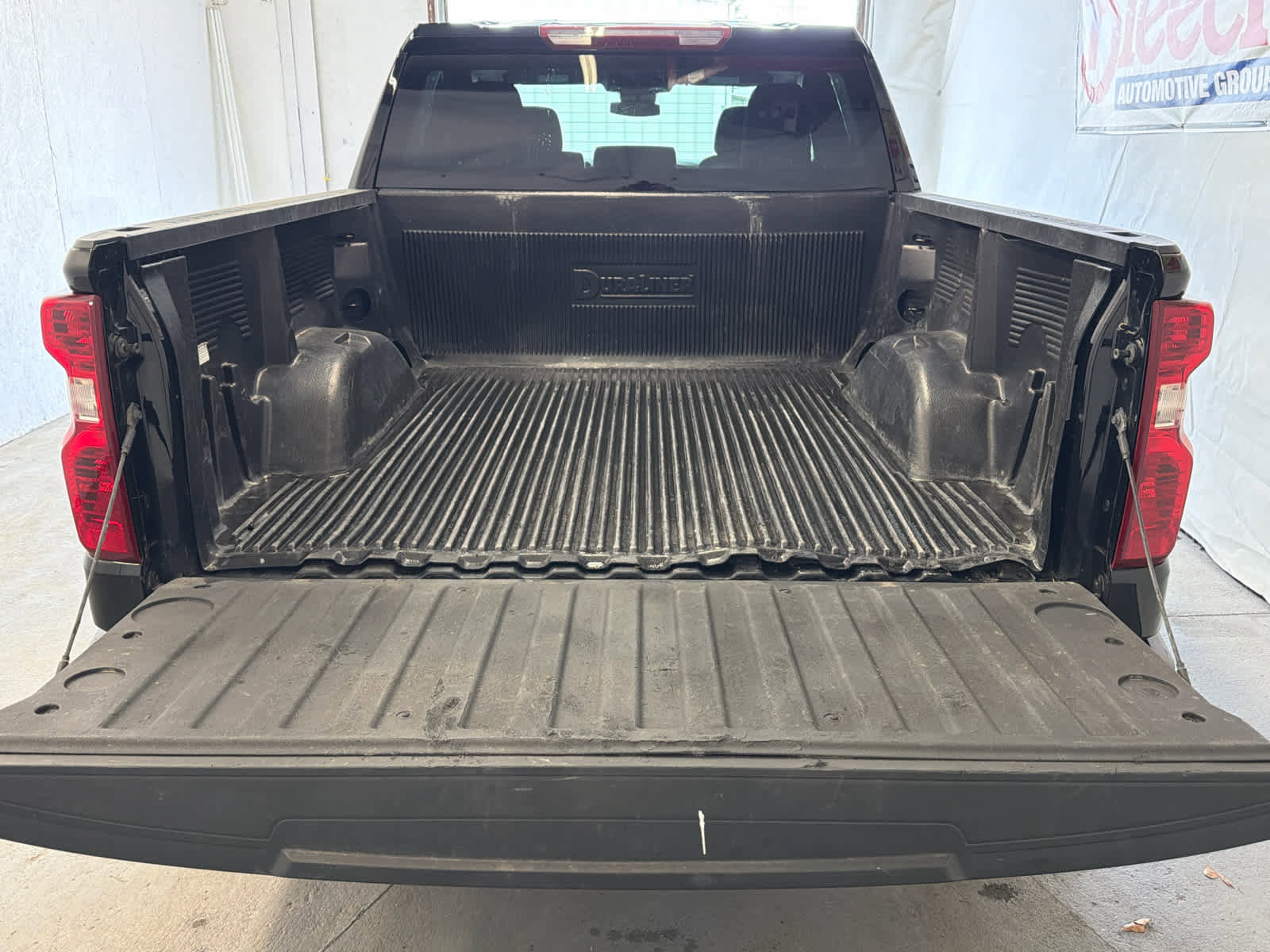 Used 2025 Chevrolet Silverado 1500 LT image 6