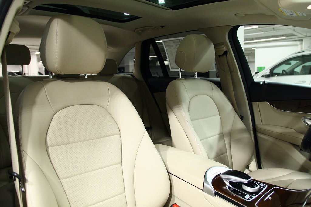 Certified 2019 Mercedes-Benz GLC 300 4MATIC image 25