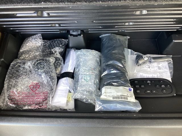 Used 2018 Cadillac Escalade Platinum image 17