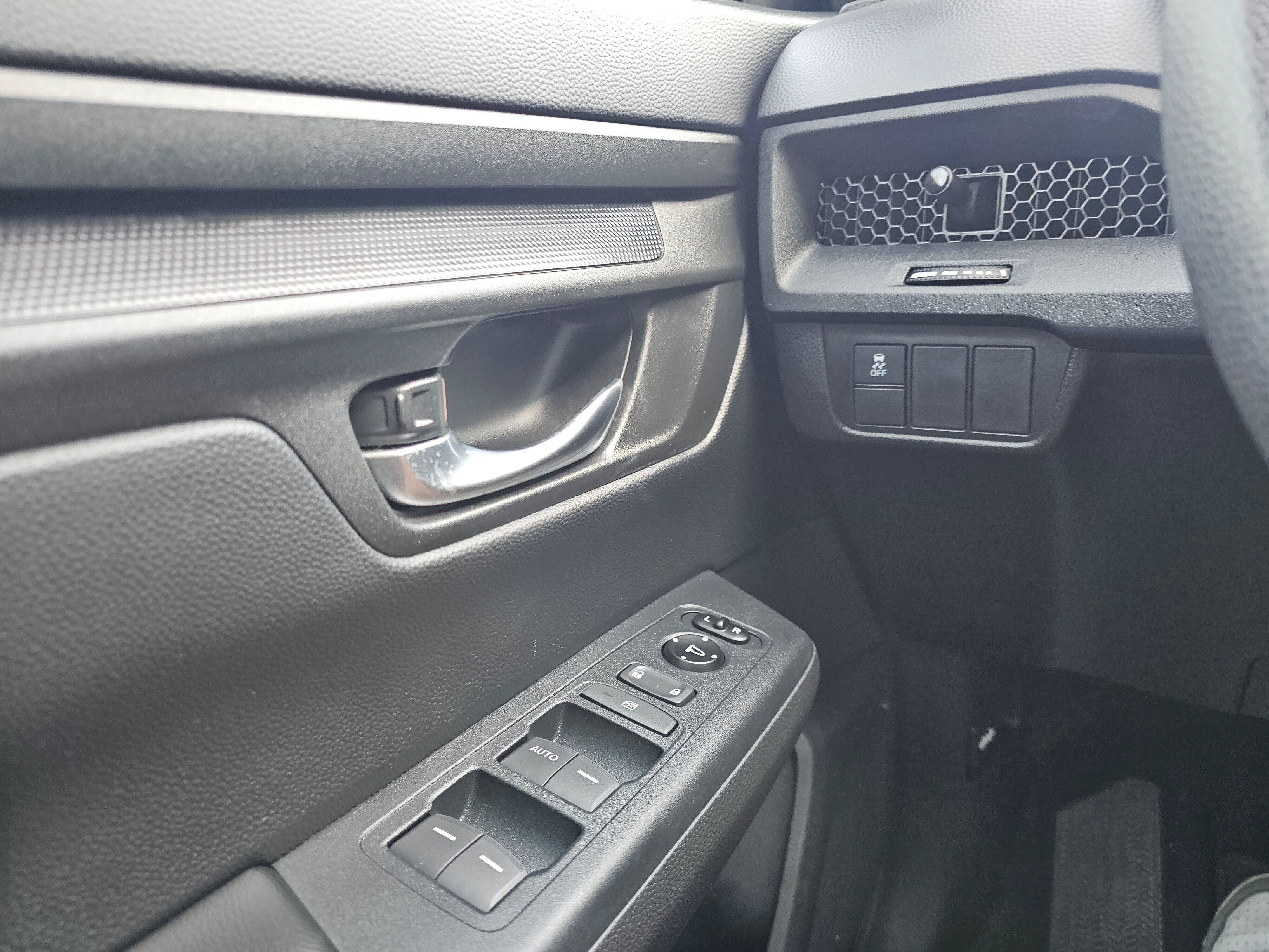 Certified 2025 Honda CR-V LX image 33