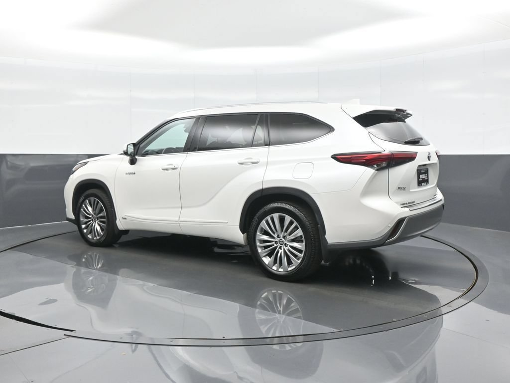 Used 2021 Toyota Highlander Platinum AWD/4WD image 5