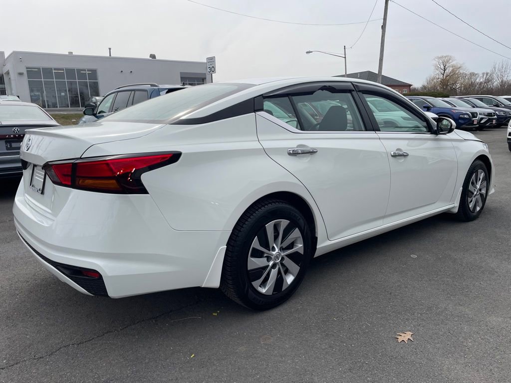Used 2022 Nissan Altima 2.5 S image 7