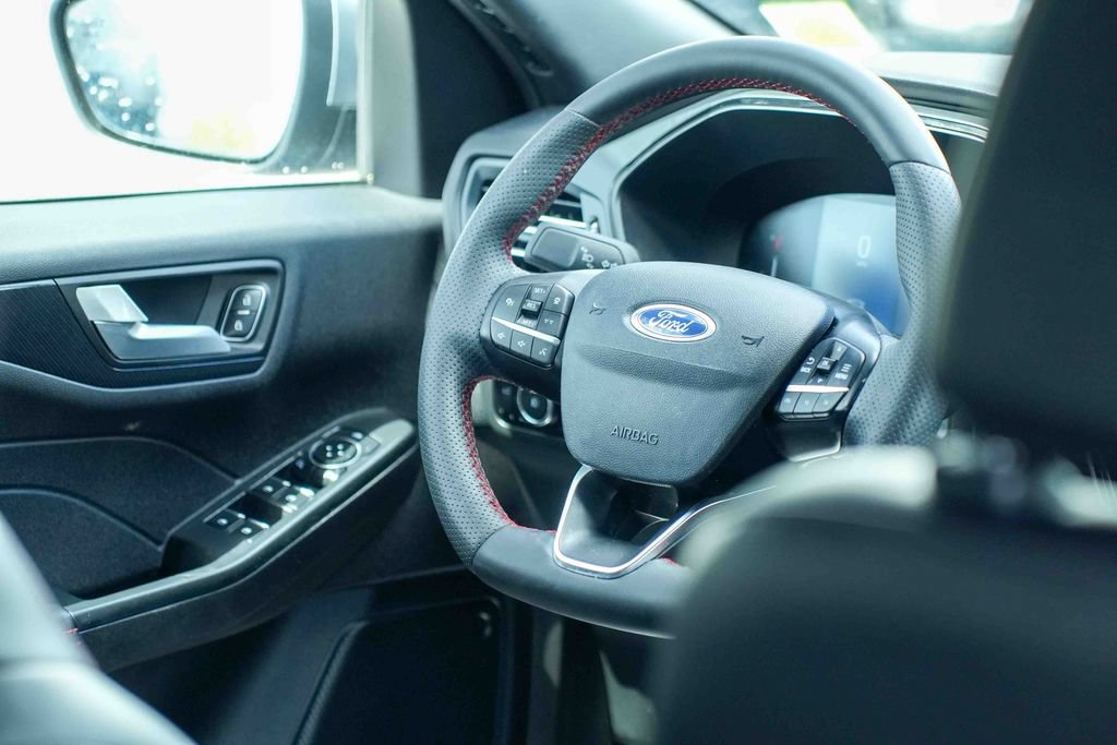 Used 2023 Ford Escape ST-Line Select w/ Tech Pack #1 AWD/4WD image 19