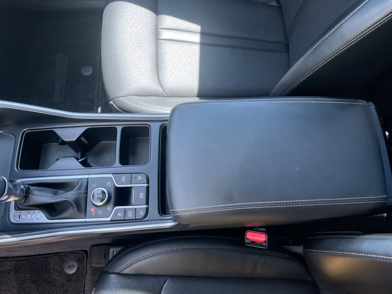 Certified 2025 Kia Soul LX w/ LX Technology Package FWD image 21