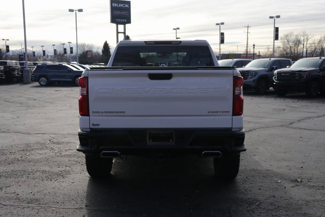 Used 2020 Chevrolet Silverado 1500 Custom Trail Boss w/ Custom Convenience Package image 5